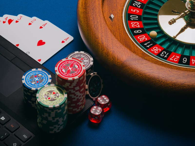 The Evolution of Bonus Systems in Online Casinos: Past, Present, and Future